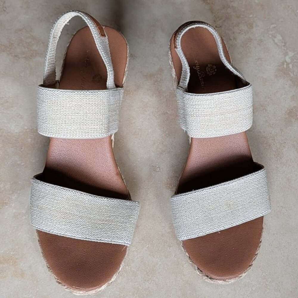 Raffia wedge sandals